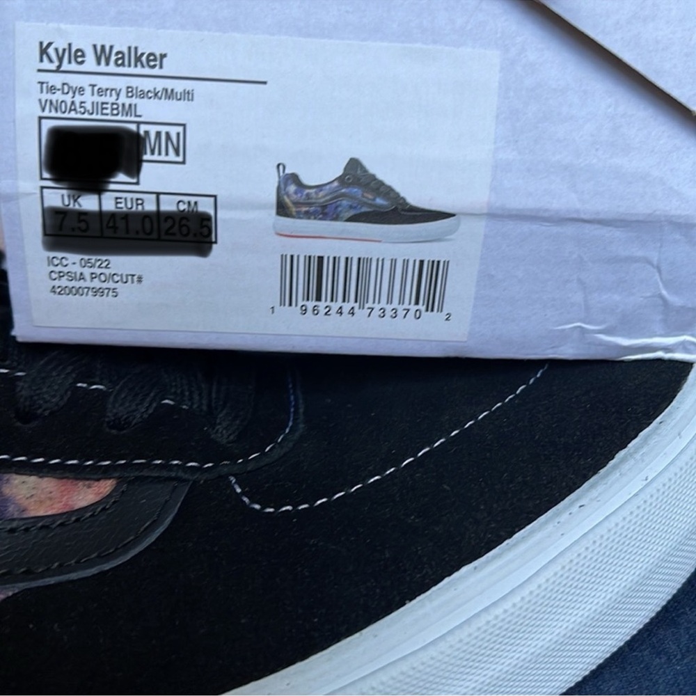 Vans Men’s Kyle Walker
Tie-Dye Terry Black/Multi
VN0A5JIEBML
 sneakers - Picture 16 of 16